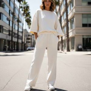 Ensemble femme en coton épais personnalisé, coupe ajustée, haut à manches longues, pantalon droit uni, streetwear d'été - Product Image 1