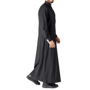 Nouvelle Thobe Classique Noire pour Hommes, Style Saoudien, Jubba avec Broderie, Vêtement Islamique, Robe Arabe à Manches Longues, Kandura - Product Image 3