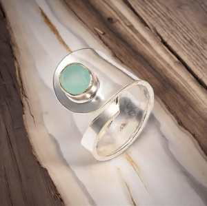 Anillo de Calcedonia Aqua, Plata de Ley 925, Joyería de Piedras Preciosas Hecha a Mano, Elegante Regalo para Mujer, Diseño Bohemio - Product Image 1