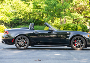 Fiat 124 Spider Abarth 2019 Usado, Volante a la Izquierda/Derecha - Product Image 6