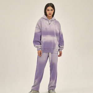 ชุดวอร์มลำลองสำหรับผู้หญิงผ้าฝ้ายโอเวอร์ไซส์ผ้าฝ้าย100% โอเวอร์ไซส์ทำจากในปากีสถานออกแบบโลโก้ได้ตามต้องการ - Product Image 1