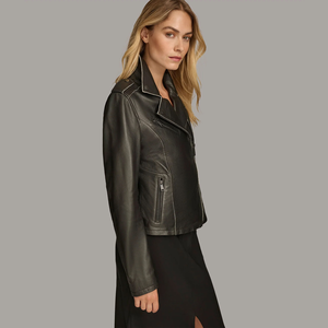 Chaqueta de Cuero de Oveja Genuino para Mujer, Estilo Motociclista Corto Acolchado con Cierre de Doble Cremallera y Forro de Nailon Cortavientos - Product Image 2