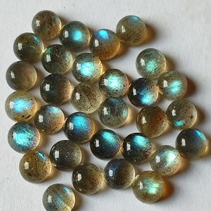 อัญมณีลาบราดอไรต์ทรงหลวมรักษาตามธรรมชาติหลายขนาดและรูปร่าง - Product Image 1