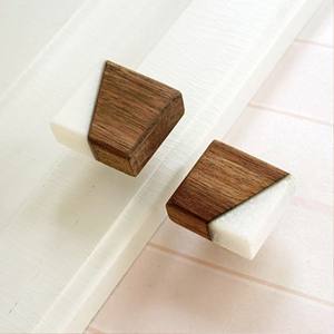 Pomo de Puerta de Piedra de Mármol con Base de Latón Pulido, Color, Forma y Tamaño Personalizados, Hecho en India - Product Image 4