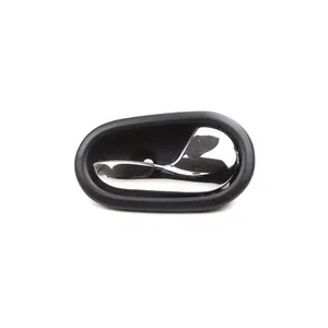 Poignée de porte intérieure chromée côté droit pour Renault Clio, Renault Symbol, Dacia Sandero - Modèle 826724918R - Product Image 2