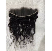 Perruque frontale HD d'aspect naturel faite de cheveux humains doux qui imitent le cuir chevelu réel, offrant un défaut moins de délié et confortable