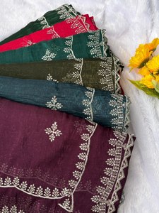 Manténgase Radiante y Brillante con Nuestro Sari de Seda Pura con Borde de Corte Elegante de 5.5 Metros de Largo, Pre-Drapeado, Disponible para Compras al por Mayor - Product Image 6