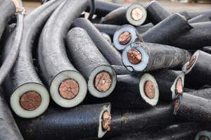 Chatarra de Cable de Cobre Brillante de Alta Calidad, 99.99% Puro, Aislado con PVC, para Uso Industrial, Mill Berry - Product Image 4