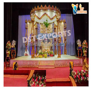 Mandap en bois rustique pour cérémonie royale sud-indienne, magnifique artisanat pour mariage indien, événement en Australie - Product Image 1