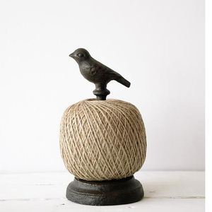 Soporte para hilo de jardín de hierro fundido Cuerda de hilo de Yute natural y estante de cuerda y tijeras decorativas - Product Image 3