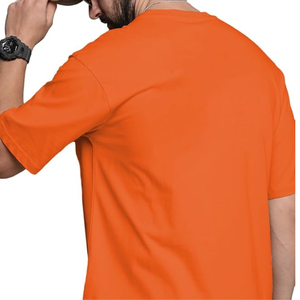 "Orange Vintage Retro Oversized Graphic T-Shirts: Diseños únicos y de moda para entusiastas de la moda y coleccionistas" - Product Image 3