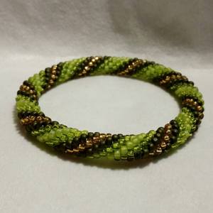 Brazalete de abeja con cuentas hecho a mano-Brazalete para mujeres y niñas - Product Image 2