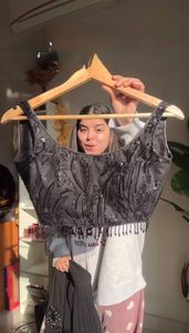 Conjunto Georgette Dhoti Premium listo para usar con blusa a juego Elegancia étnica contemporánea para boutiques exclusivas - Product Image 2