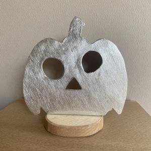 ถาดเสิร์ฟรูปหัวกะโหลกทำจากอลูมิเนียมผิวหยาบเหมาะสำหรับการรับประทานอาหารในวันฮาโลวีนแบบกอทิกหรือการนำเสนอที่สถานีขนมตามธีม - Product Image 3