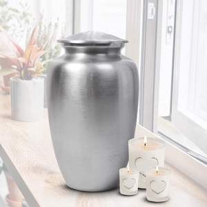 Classique solide personnalisé couleurs métal adulte crémation urnes mémorial cendres animaux urnes funéraires fournitures fabricant fabriqué en inde - Product Image 6