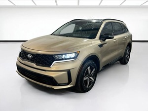 Sorento S 2021 d'occasion en bon état, sièges, phares LED, conduite à gauche, extérieur doré - Product Image 2