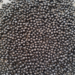 Polyvalent Panchal Merchant Noir Mélange maître rond non toxique pour l'extrusion par injection et les applications de film-Plastique - Product Image 1