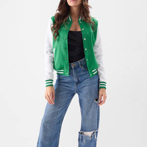 Botón cubierto Mujer Letterman Chaqueta Peso ligero Letterman Chaqueta Ropa de invierno Letterman Chaqueta - Product Image 4