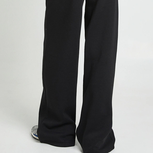 Conjunto Deportivo Casual de Moda Urbana para Mujer con Cintura Elástica y Cierre de Cremallera, Diseño Moderno y Casual / Logotipo Personalizado - Product Image 6
