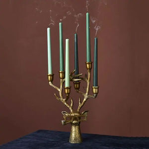 Bougeoir en fil de fer en métal, candélabre moderne, candélabre de couleur dorée pour accessoires décoratifs d'hôtel à la maison - Product Image 2