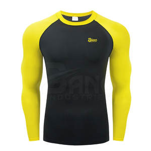 เสื้อรัดรูปสำหรับผู้ชายเสื้อคอกลมผ้าโพลีเอสเตอร์ผ้าสแปนเด็กซ์ระบายอากาศได้ดี - Product Image 1