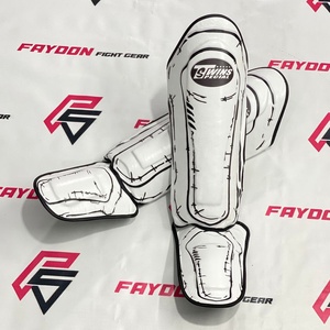 Protège-tibias de boxe et de Muay Thai personnalisés entièrement imprimés pour la vente en gros, équipement d'entraînement professionnel de kickboxing en cuir véritable - Product Image 1
