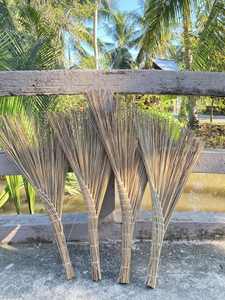 Escobas de coco más vendidas hechas de palo de escoba de coco Escobas ecológicas naturales Buen precio - Product Image 6