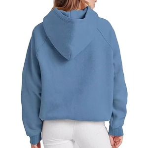 Sudadera con Capucha Extra Grande Hecha a Medida, Estilo Urbano, Transpirable, con Hombros Caídos, Mangas Completas y Logotipo Impreso - Product Image 6