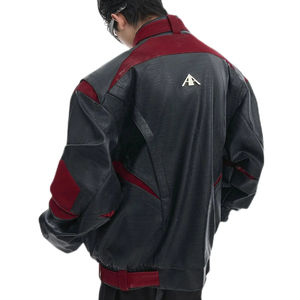 Derniers patchs Y2K au design streetwear sur une veste en cuir de créateur pour homme avec une veste coupe-vent en similicuir pour homme - Product Image 2