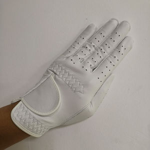 Gants de golf Cabretta en peau de mouton super douce avec logo personnalisé professionnel dernière conception Offre Spéciale nouveauté Made in Pakistan Sports - Product Image 2