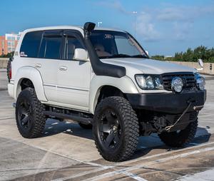 Offre à prix réduit Toyota Land Cruiser VX Limited 1998 Livraison rapide - Product Image 1