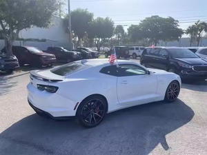 Chevrolet Camaro 2024 d'occasion, conduite à gauche, sièges en cuir, caméra de recul - Product Image 6