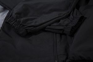 Chaquetas Cortavientos Personalizadas con Logotipo, Chaquetas Cortavientos de Nailon con Bloques de Color y Puños Elásticos Impermeables para Hombre - Product Image 6