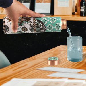 Bouteille en cuivre imprimée pour le bureau et la maison, bouteille ayurvédique en cuivre, design de bouteille d'eau en cuivre pur, étanche - Product Image 1