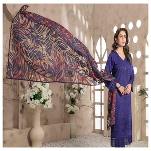 Vestido de 3 piezas de viscosa bordada pakistaní de la mejor marca para niñas Trajes de estampado digital Tawakkal originales para fiestas - Product Image 1