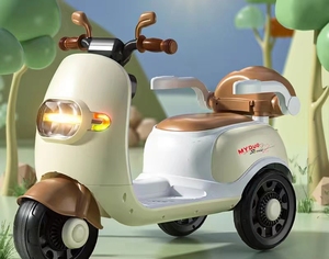 Triciclo para Bebés de 3 Ruedas, Nuevo Modelo, para Niños de 2 a 5 Años, Juguete para Montar, Impulsado por los Pies, Unisex - Product Image 4