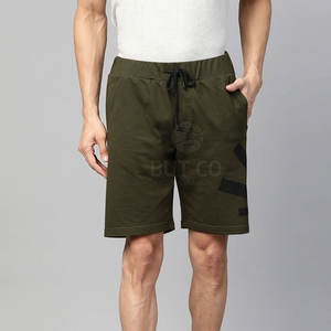 Los pantalones cortos informales de patrón sólido para hombre más vendidos, diseño personalizado, algodón transpirable, peso ligero, ajuste holgado, cintura media, servicio OEM - Product Image 1