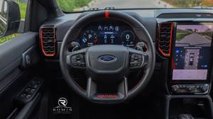 Ford Ranger Raptor 2023 Usato, Pickup Doppia Cabina, Fuoristrada Automatico |   Pronto per l'esportazione - Product Image 2