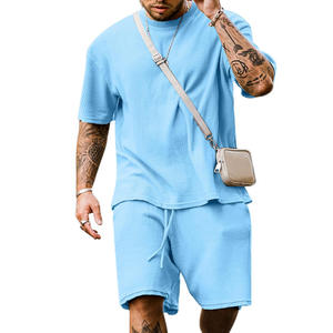 Conjunto informal de dos piezas de verano para hombres de fabricantes de EE. UU.-Camiseta con estampado de pantalla de gran tamaño Pantalones cortos Nueva moda Transpirable Diseño de talla grande - Product Image 2