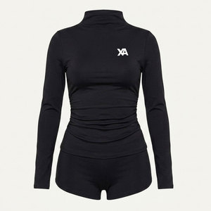Ensemble de vêtements légers à col montant et short pour femmes, vêtements deux pièces pour l'été, les voyages décontractés et l'usage quotidien - Product Image 1