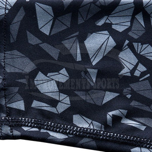 Best Selling OEM High Quality Slim Fit <b>Compression</b> Men's T-<b>Shirts</b> with Front Logo Breathable Sublimation - Product Image 2