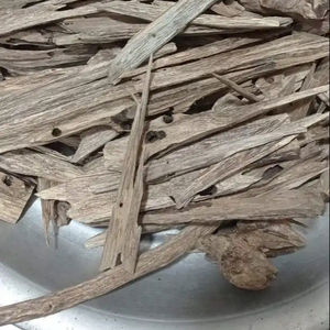 Incienso de Agarwood Natural de Calidad de Exportación, Barra de Agarwood Marrón Apari, el Mejor Agarwood de Bangladesh, Aromático, Ecológico y Orgánico - Product Image 1