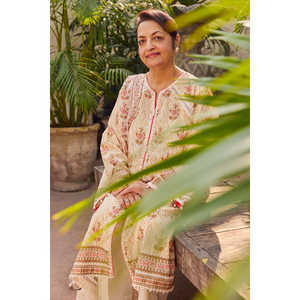 ชุดสูทผ้าลอนพิมพ์ลาย 3 ชิ้นสำหรับผู้หญิง พร้อมผ้าคลุมไหล่ รุ่น CL-62107 - Product Image 5