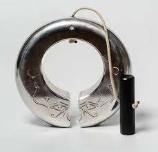 Campana Solar de Aluminio Mars, Herramienta de Sanación y Meditación con Sonido Cósmico, Tamaño de 3 Pies, Garantía de 3 Años - Product Image 5