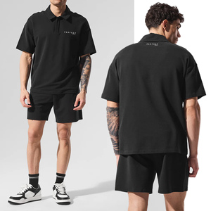 Nouvel ensemble polo et short pour homme de qualité supérieure 2026 – Vente en gros – Mode estivale – Ensembles décontractés avec polos piqué et logo personnalisé - Product Image 1