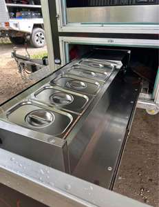 Livraison gratuite Remorque à pizza mobile au bois de 10 pieds Entièrement équipée Cuisine de pizzeria en plein air pour la vente de nourriture de rue et les entreprises de traiteur - Product Image 4