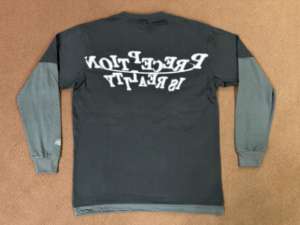 เสื้อยืดแขนยาว2ชั้นลายกราฟิกสำหรับผู้ชายผ้าฝ้าย100% พิมพ์โลโก้ด้านหน้า - Product Image 3