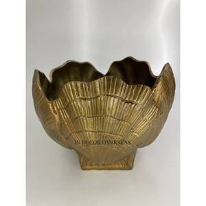 Bacs à boissons en aluminium moulé de haute qualité plaqué or Unique Fancy Designer Hotel Restaurant Barware Accessoires pour seaux à vin - Product Image 1