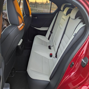 EXTRÊMEMENT PROPRE 2023 IS 500 SPORT CONDUITE À GAUCHE SIÈGES EN CUIR - Product Image 2