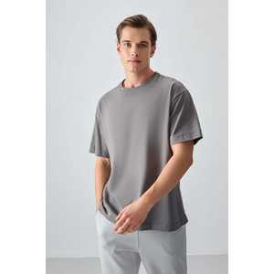 Camiseta Básica para Hombre en Gris Oscuro, 100% Algodón, Gruesa, Suave, Texturizada, Corte Holgado, Tejido Jersey-88353 - Product Image 4